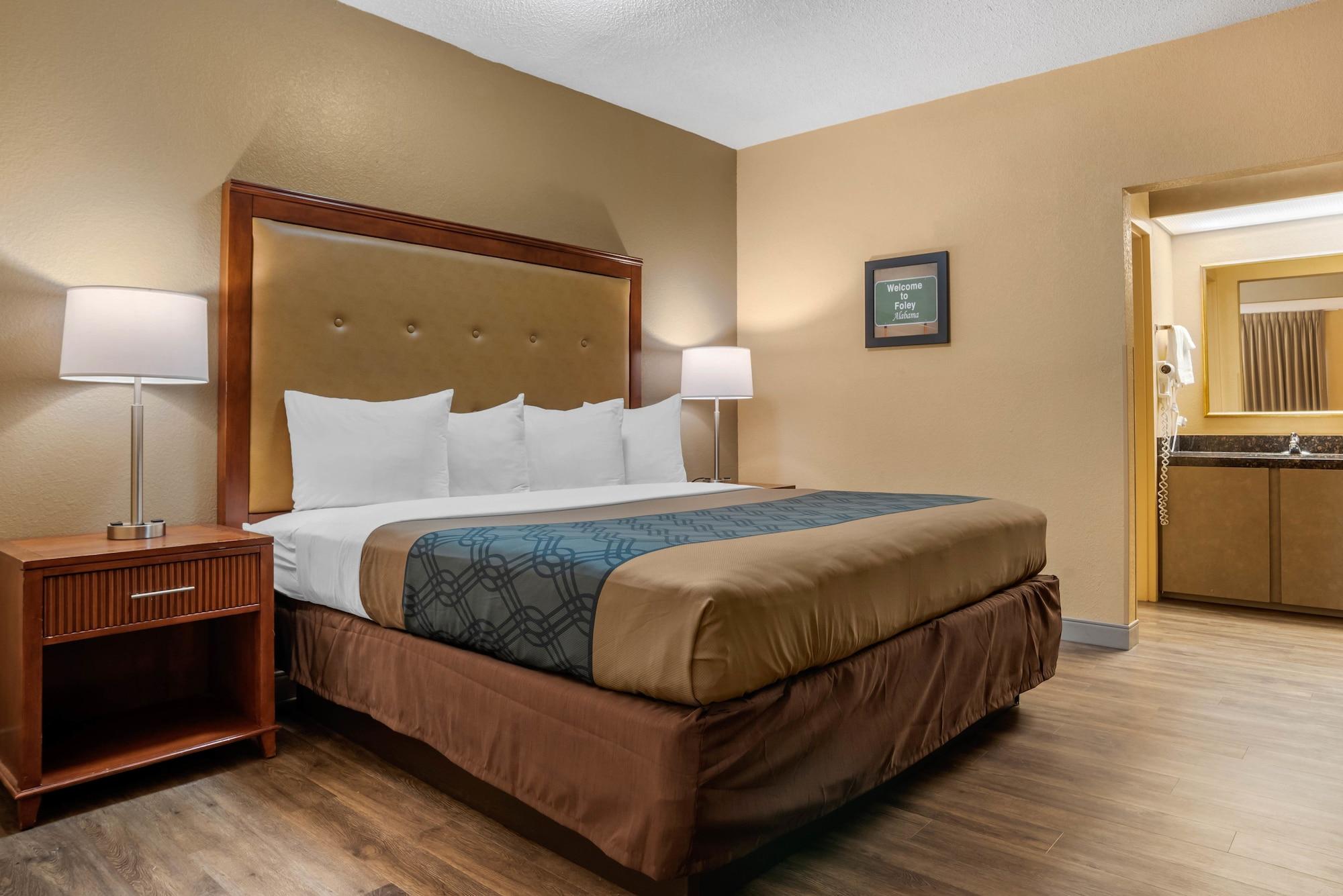 Econo Lodge Inn&Suites Foley Extérieur photo