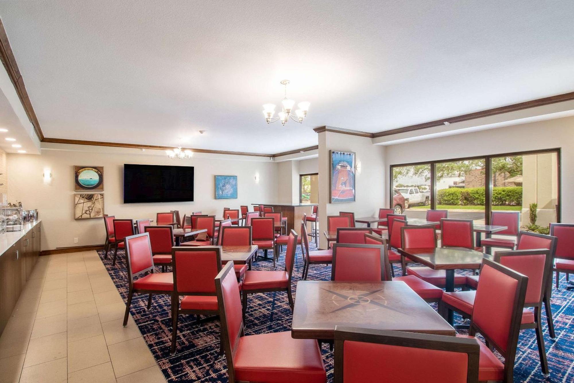 Econo Lodge Inn&Suites Foley Extérieur photo