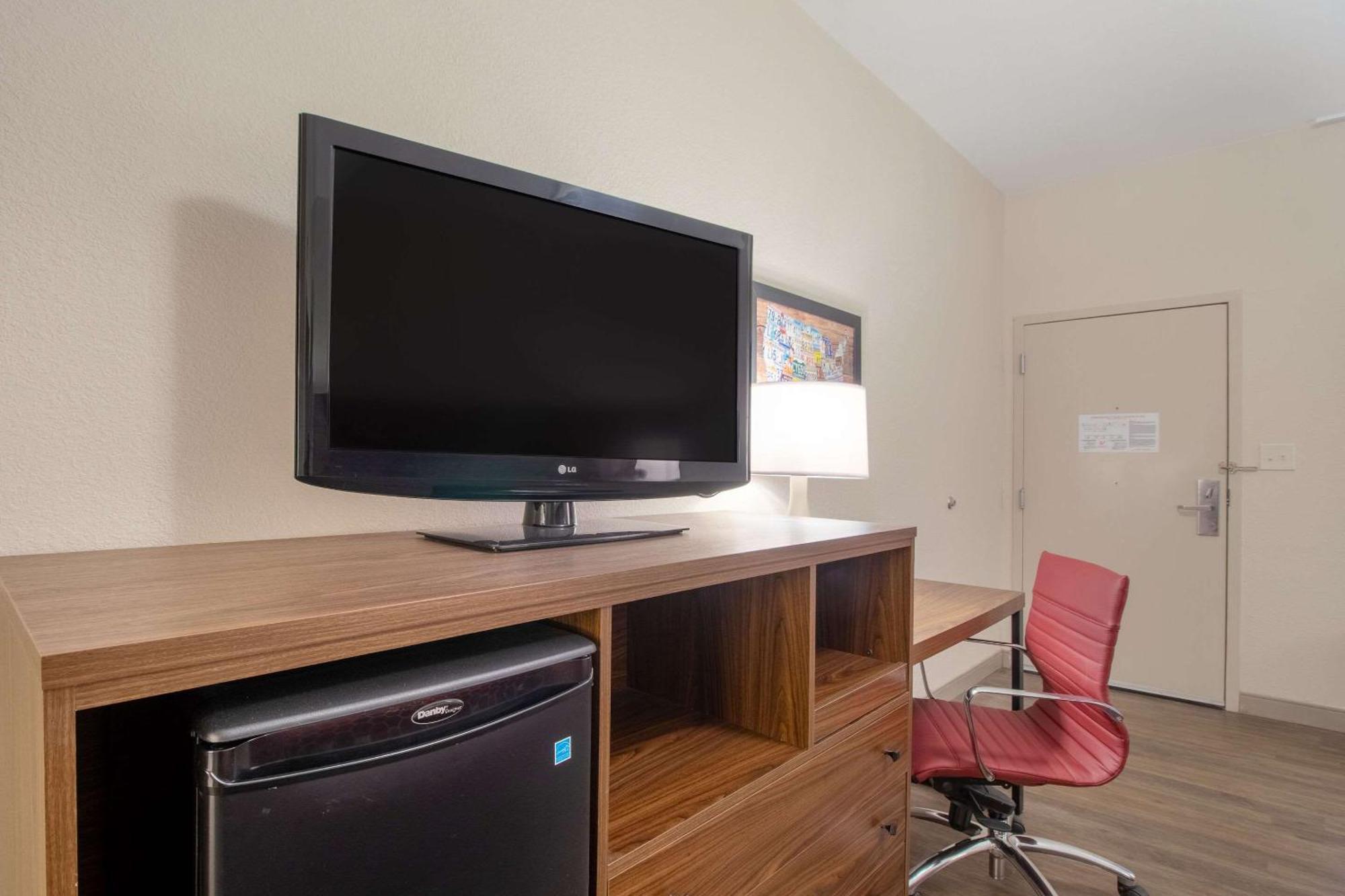Econo Lodge Inn&Suites Foley Extérieur photo