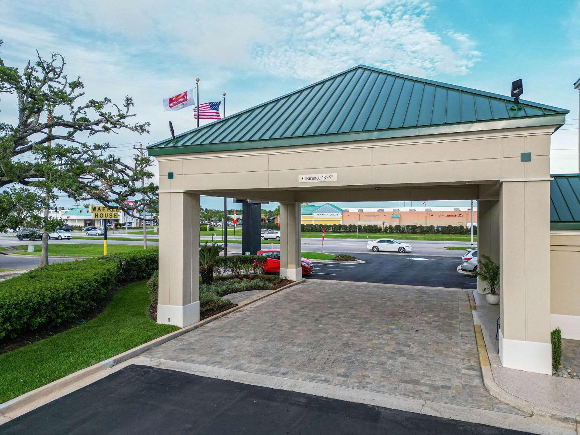 Econo Lodge Inn&Suites Foley Extérieur photo